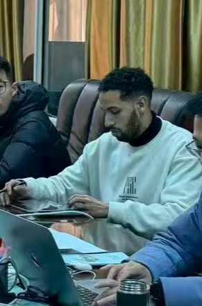 Aymane daily life or campus